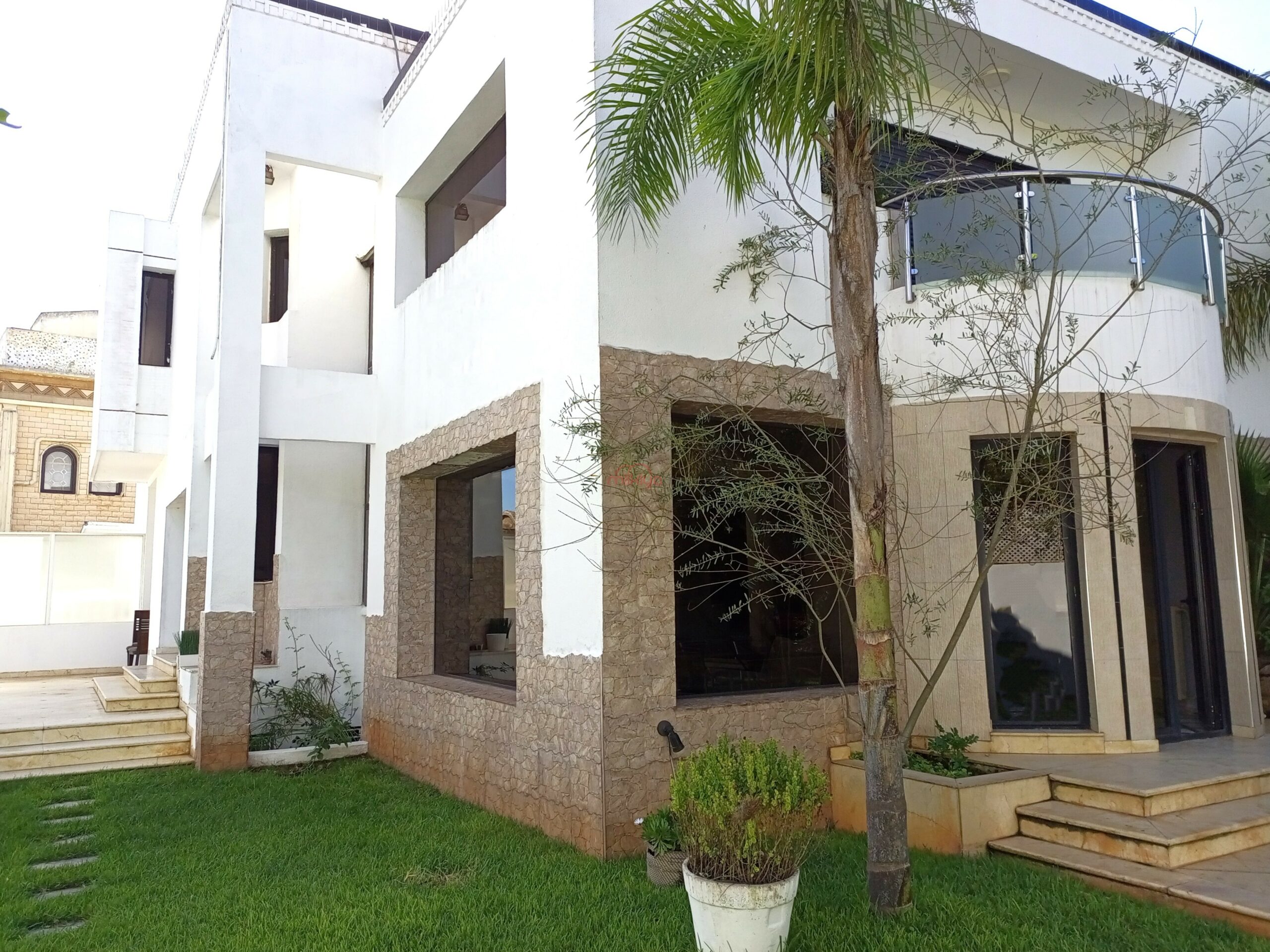 3982 - Location Villa 1000 m² à Casablanca