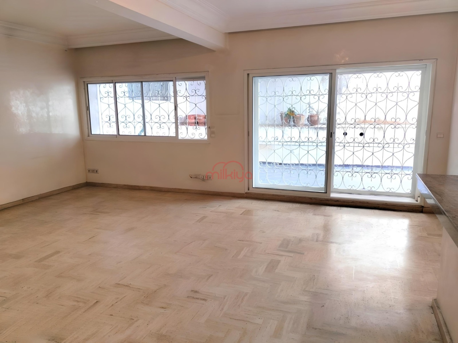 /api/property_images/5195