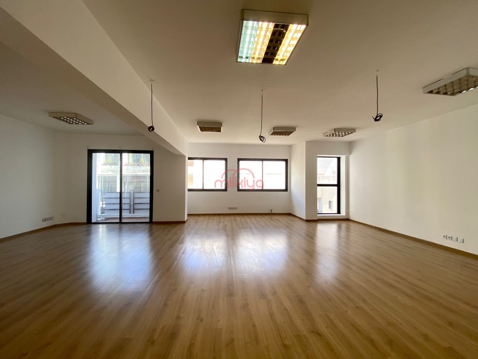 /api/property_images/9918