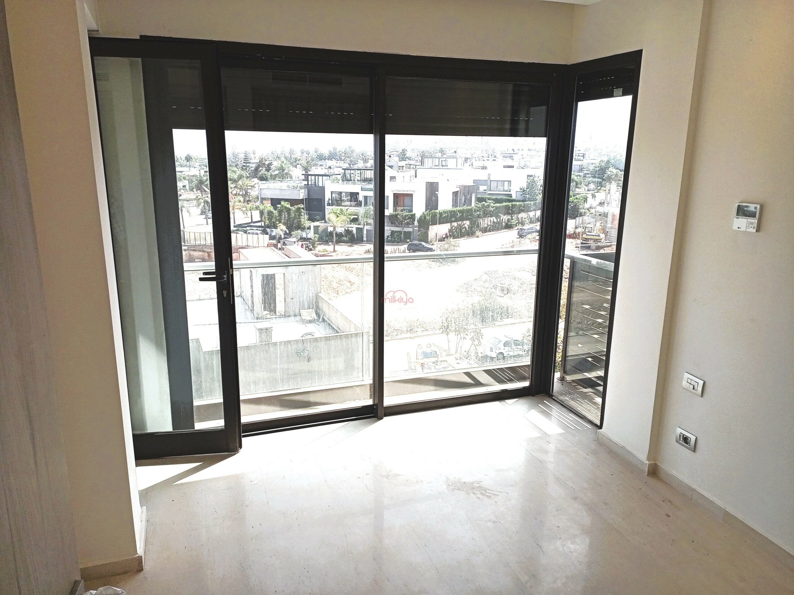 /api/property_images/2300