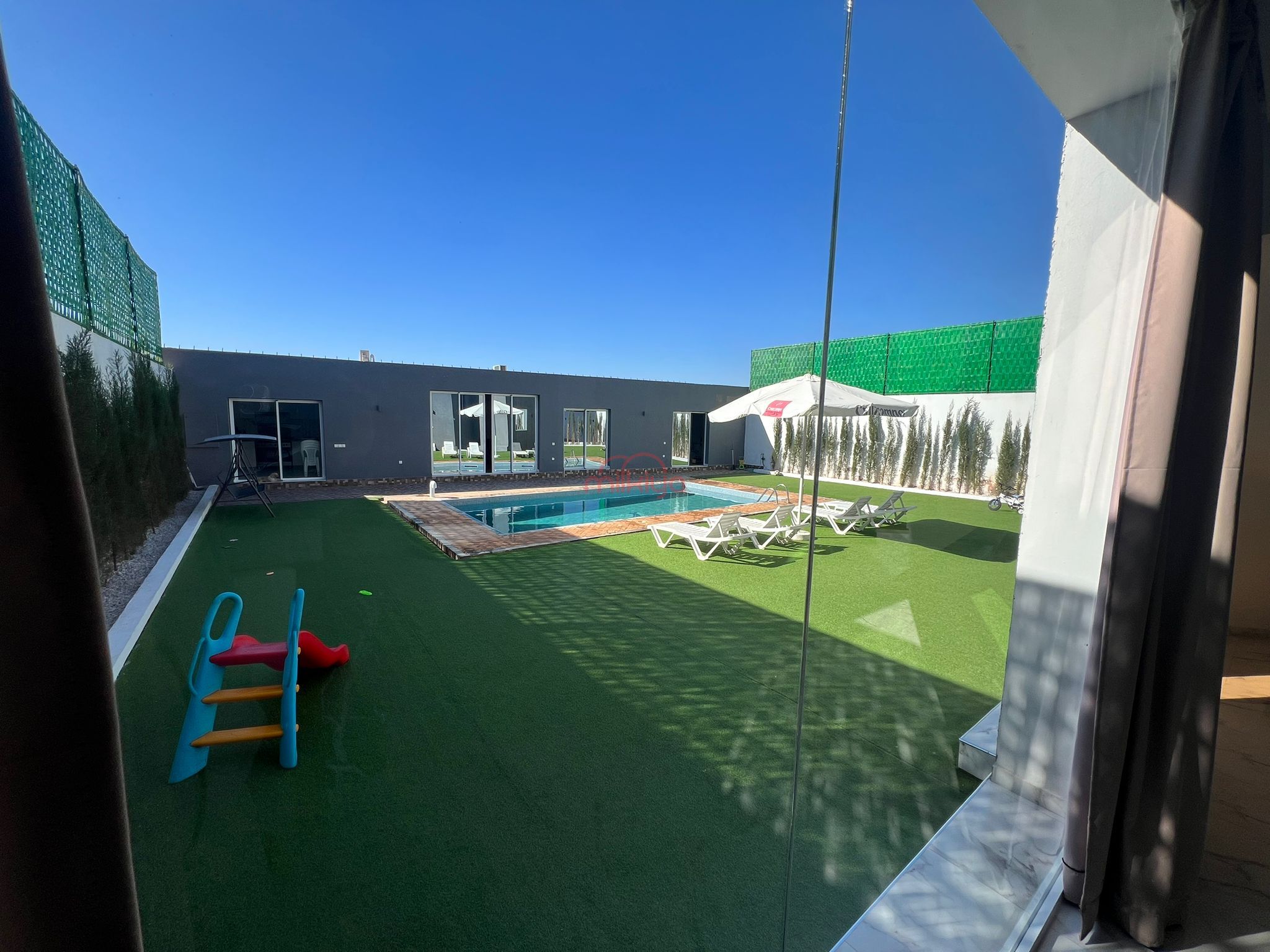 /api/property_images/14285