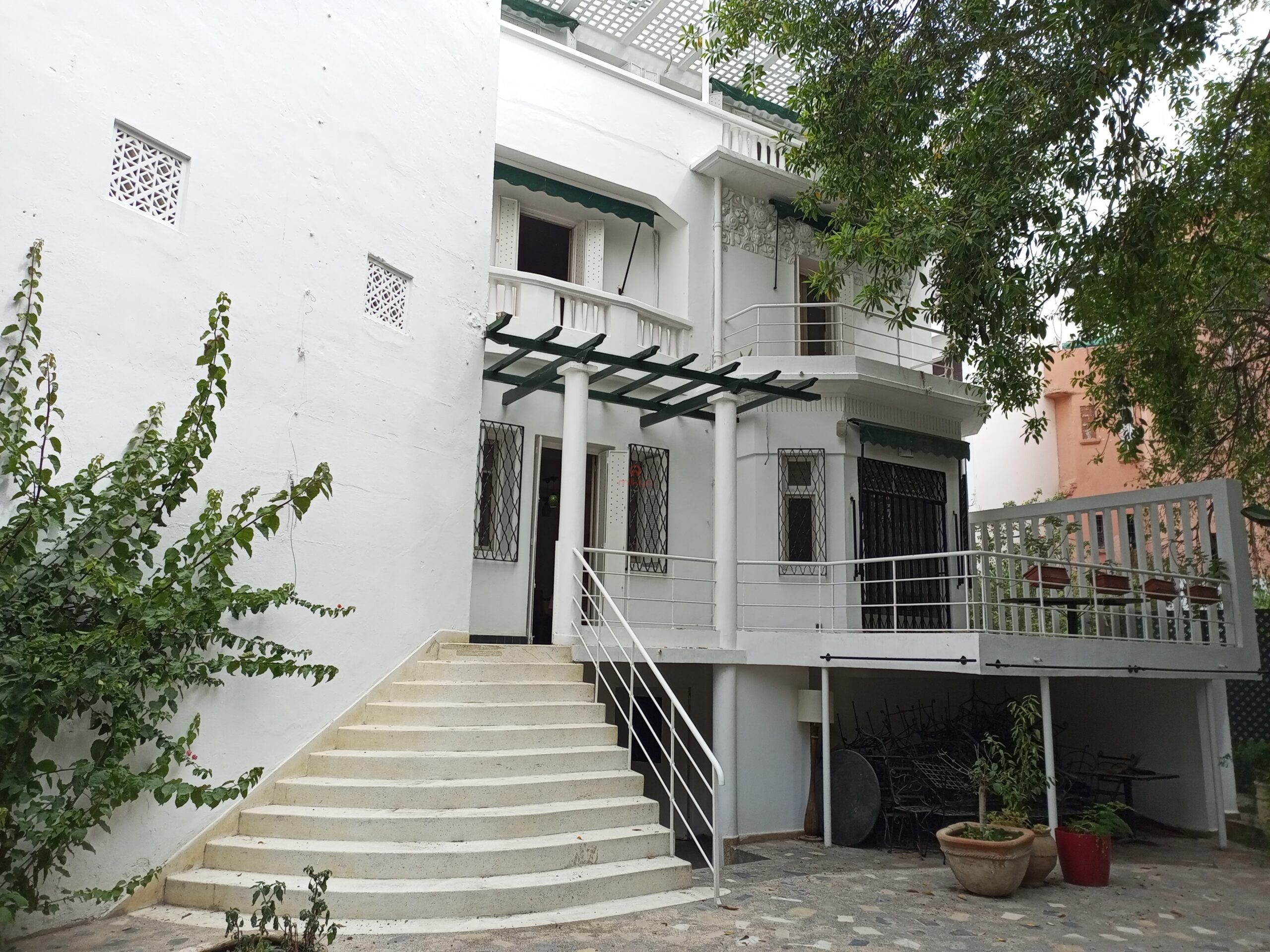 Property Featured Image