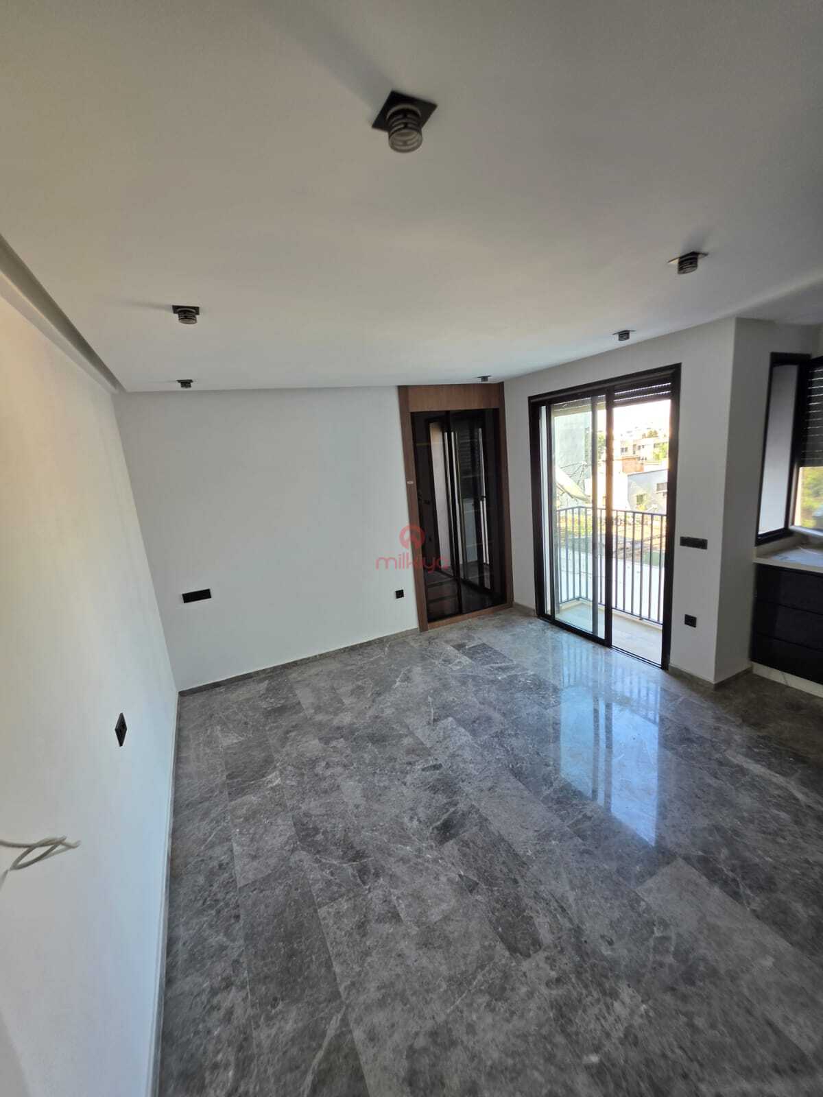 Property Featured Image